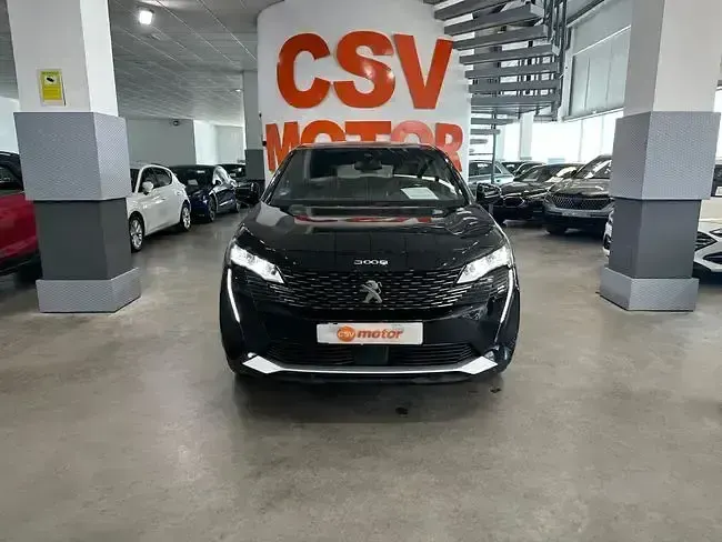 Käytetty Peugeot 308 Allure 225 HP (165 kW) 2023 Musta