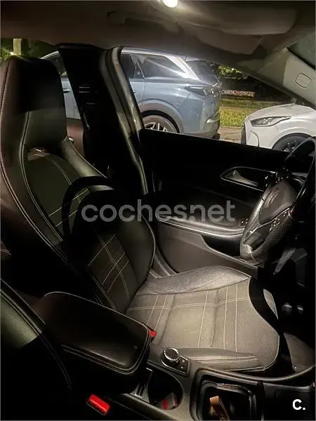Usado Mercedes GLA200 Style 136 CV (100 kW) 2014 Blanco SUV