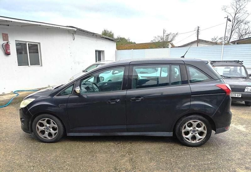 Usado Ford Grand C-Max Trend 116 CV (85 kW) 2011 Negro Monovolumen