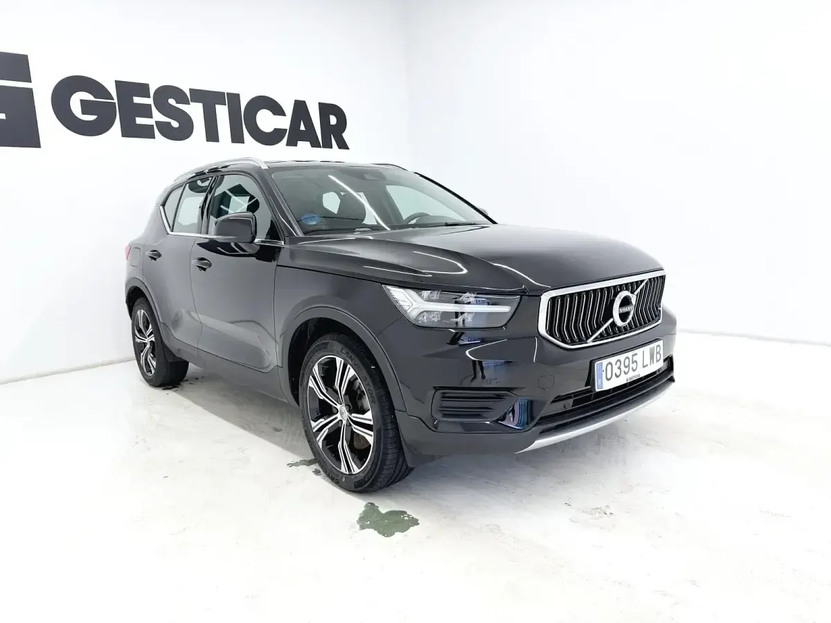 Usado Volvo XC40 Plus 262 CV (192 kW) 2022 SUV