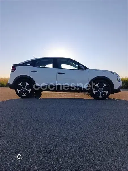 Usado Citroën C4 Feel 110 CV (80 kW) 2021 Blanco Berlina