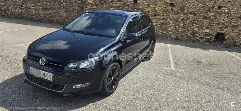 Usado VW Polo Advance 85 CV (62 kW) 2011 Negro Utilitario