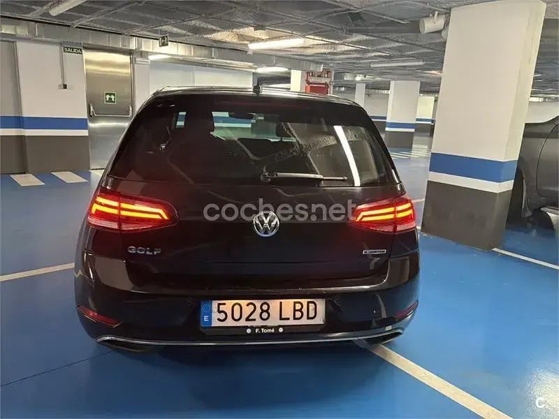Usado VW Golf VII Advance 130 CV (95 kW) 2019 Azul Berlina