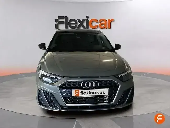 Usado Audi A1 Sportback 110 CV (80 kW) 2021 Verde Utilitario