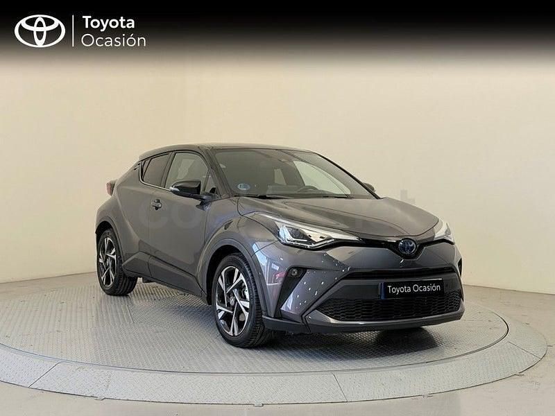 Usado Toyota C-HR Advance 184 CV (135 kW) 2022 Gris / plata SUV