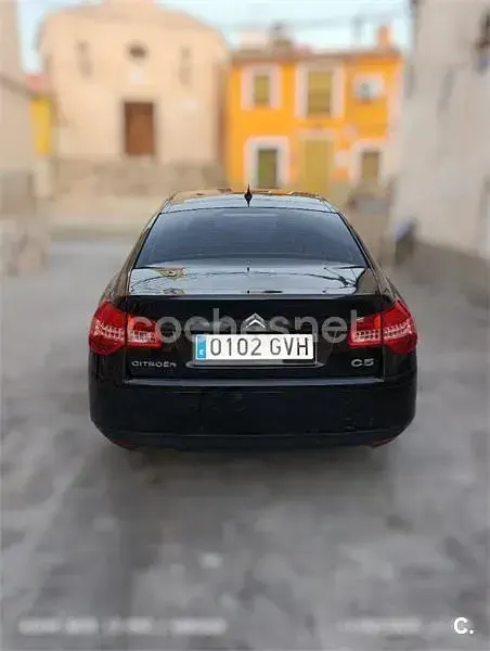 Usado Citroën C5 138 CV (101 kW) 2010 Negro Berlina