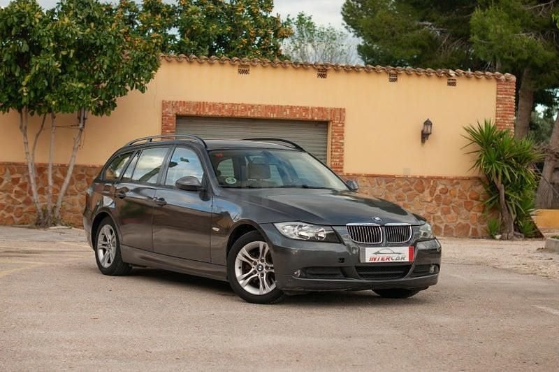 Usado BMW 320 Comfort Edition 177 CV (130 kW) 2008 Gris / plata Familiar