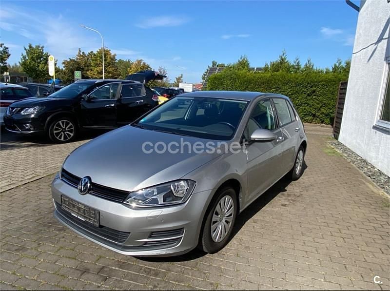 Negro Usado 2015 VW Golf VII Edition Berlina | 6950 € - Imagen 1/4