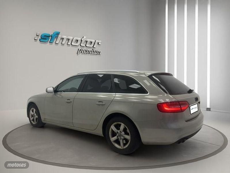 Usado Audi A4 Premium 177 CV (130 kW) 2013 Gris Familiar