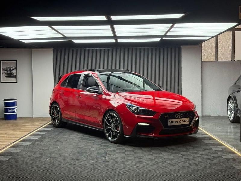 Usado Hyundai i30 275 CV (202 kW) 2019 Rojo Berlina