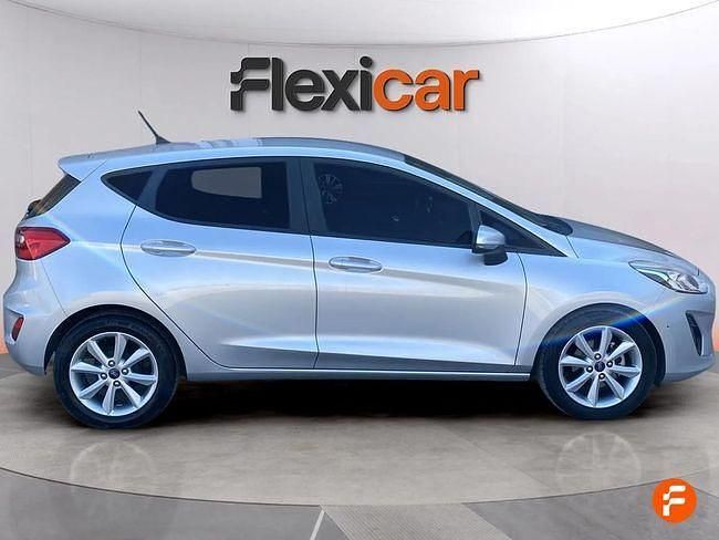Usado Ford Fiesta Trend 100 CV (73 kW) 2019 Gris / plata Utilitario