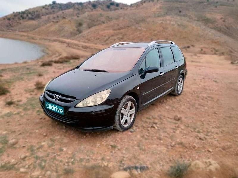 Usado Peugeot 307 136 CV (100 kW) 2004 Negro Familiar