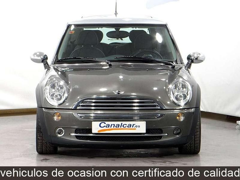 Usado Mini Cooper 116 CV (85 kW) 2007 Gris Utilitario