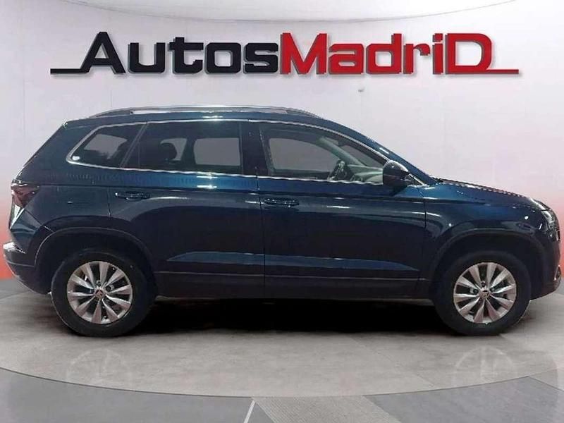 Usado Skoda Karoq Style 150 CV (110 kW) 2022 Azul SUV
