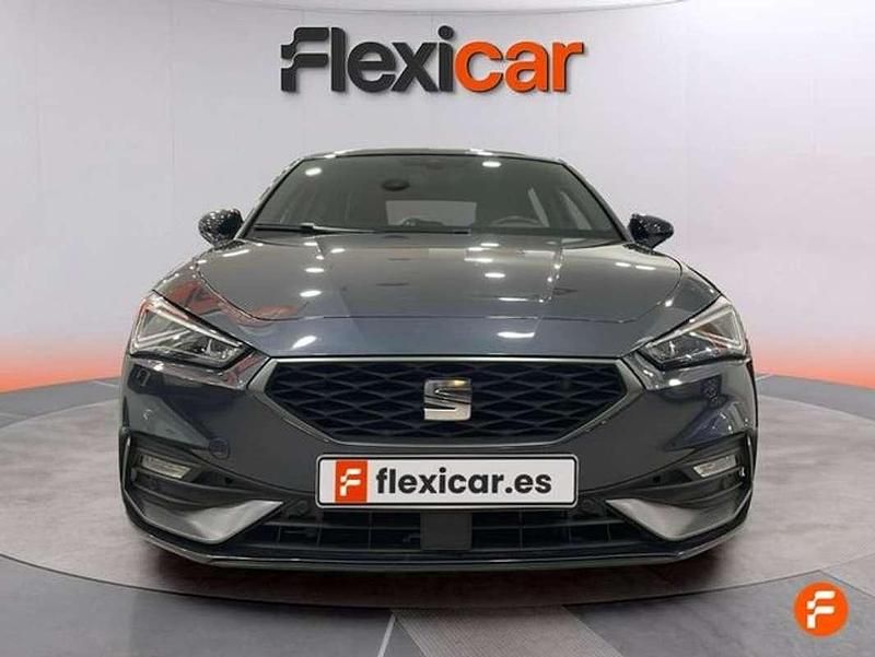 Usado Seat Leon FR 150 CV (110 kW) 2023 Azul Utilitario