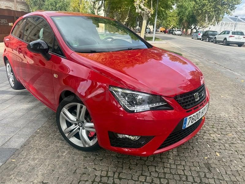 Usado Seat Ibiza SC CUPRA 180 CV (132 kW) 2014 Rojo Utilitario