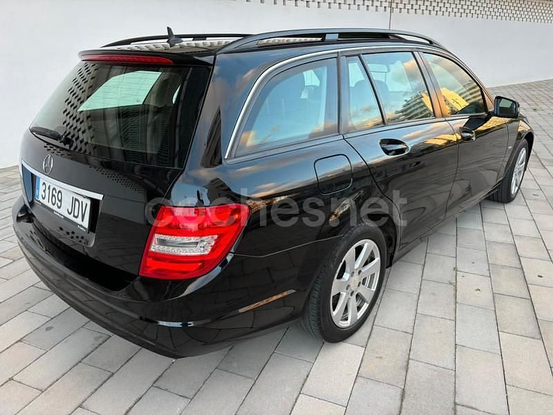 Usado Mercedes C180 Elegance 120 CV (88 kW) 2011 Negro Familiar