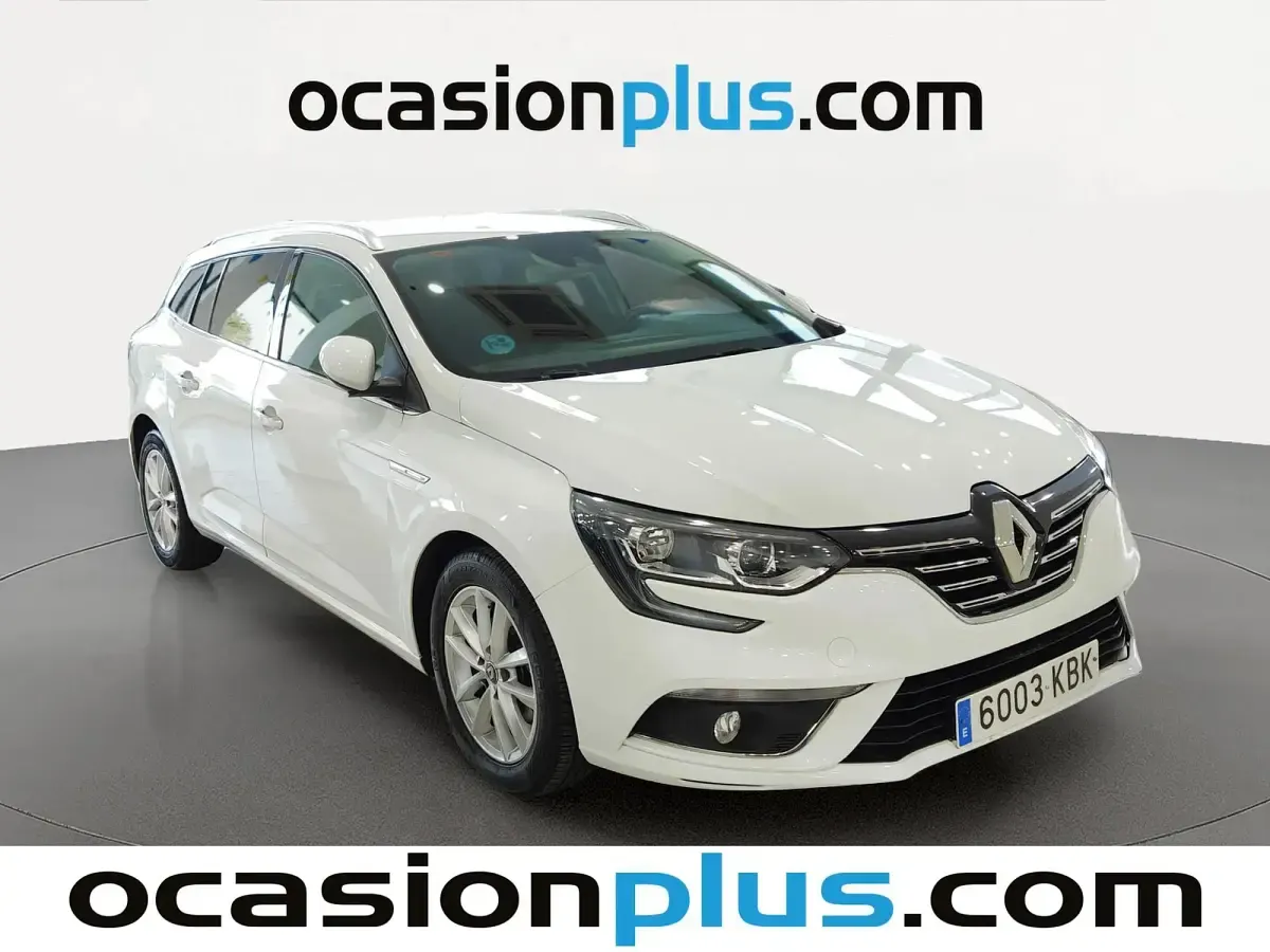 Usado Renault Mégane IV Zen 130 CV (95 kW) 2017 Blanco Familiar