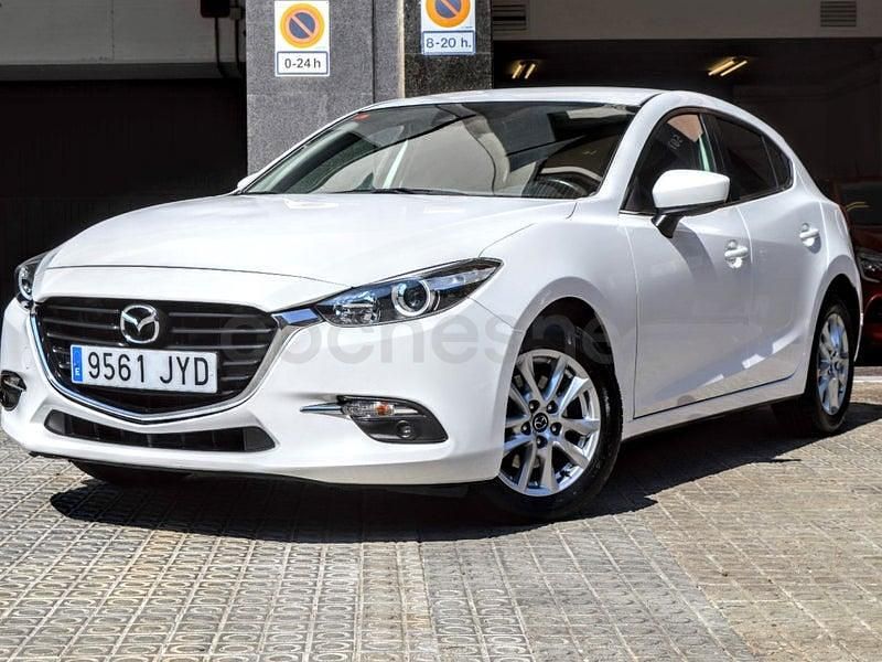 Usado Mazda 3 120 CV (88 kW) 2017 Blanco Berlina