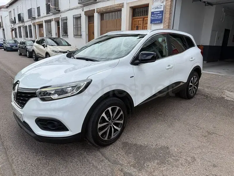 Usado Renault Kadjar LIMITED 115 CV (84 kW) 2020 Blanco SUV