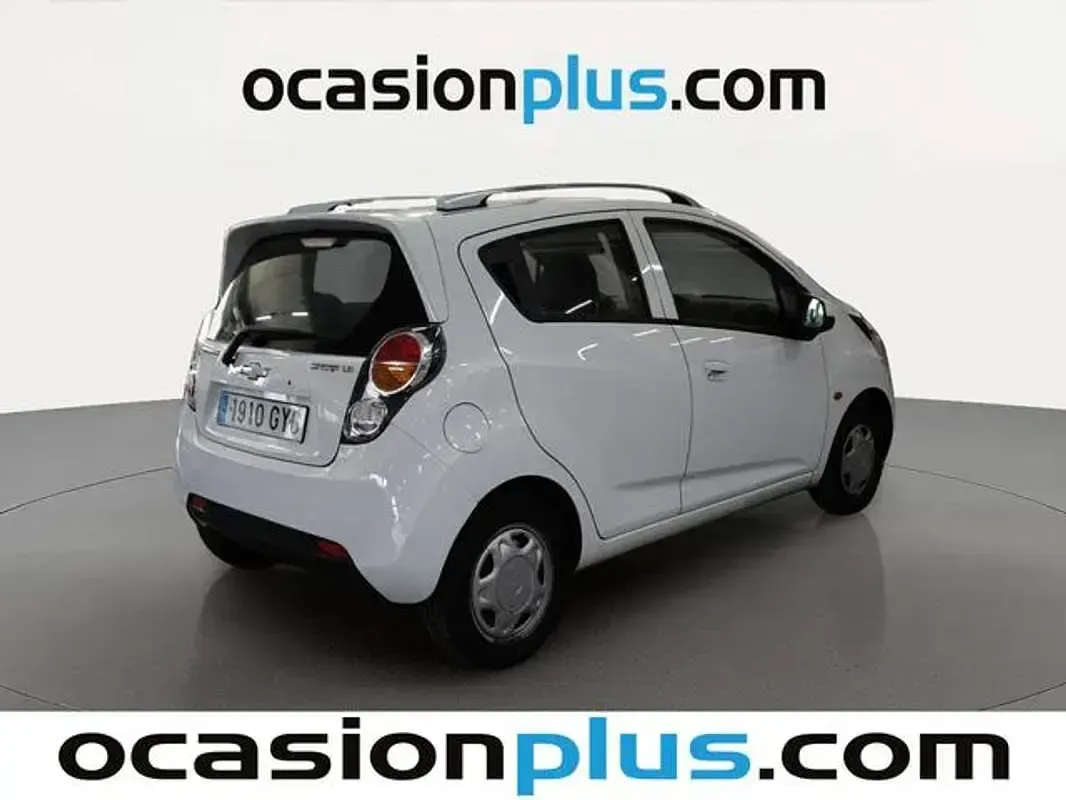 Usado Chevrolet Spark LS 80 CV (58 kW) 2010 Blanco Utilitario
