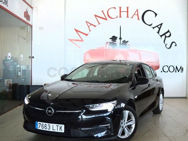 Usado Opel Insignia Business Edition 122 CV (89 kW) 2022 Azul Berlina