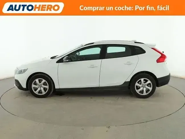 Usado Volvo V40 Momentum 150 CV (110 kW) 2016 Blanco