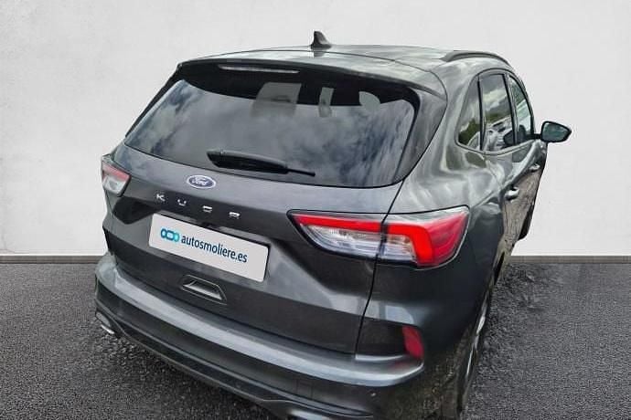 Usado Ford Kuga ST-Line 120 CV (88 kW) 2022 Gris SUV