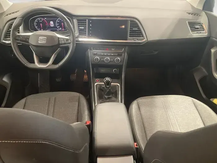 Usado Seat Ateca Style 115 CV (84 kW) 2025 Azul SUV