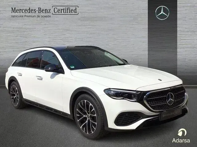 Usado Mercedes E300 Avantgarde 313 CV (230 kW) 2026 Manufaktur blanco opalita brig