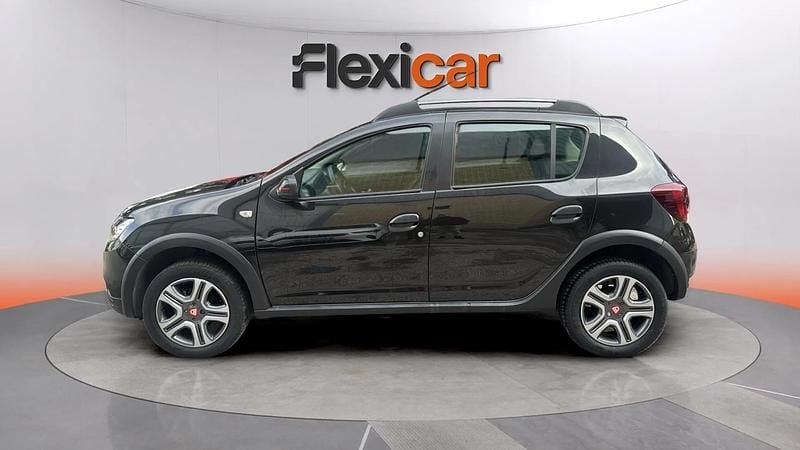 Usado Dacia Sandero Essentiel 90 CV (66 kW) 2019 Azul Utilitario