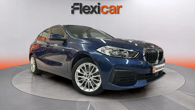 Usado BMW 120 190 CV (139 kW) 2020 Azul Utilitario