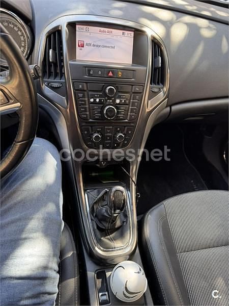 Gris / plata Usado 2011 Opel Astra Sport Berlina | 4500 € (Super precio) - Imagen 1/2