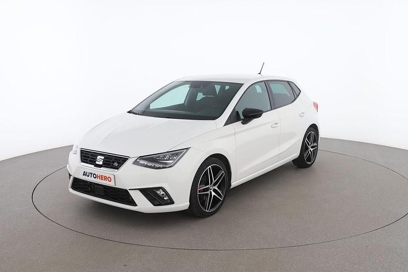 Blanco Usado 2019 Seat Ibiza FR Utilitario | 16.299 € (Un poco caro) - Imagen 1/3