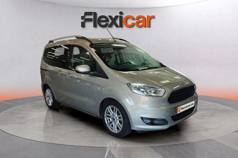 Verde Usado 2015 Ford Tourneo Courier Titanium Monovolumen | 8490 € (Super precio) - Imagen 1/4