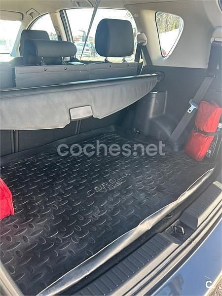 Usado Toyota Corolla Verso Luna 136 CV (100 kW) 2008 Gris / plata Monovolumen