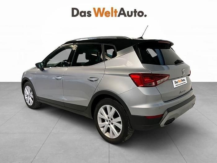 Gris plata Usado 2022 Seat Arona Xperience SUV | 18.490 € (Precio justo) - Imagen 1/4