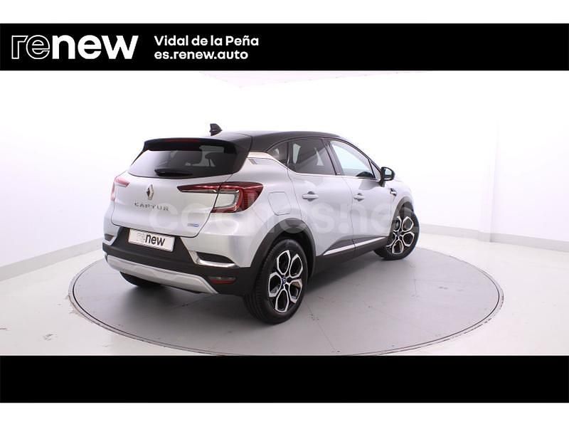 Usado Renault Captur 160 CV (117 kW) 2020 Gris / plata SUV