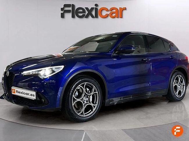 Usado Alfa Romeo Stelvio Sprint 160 CV (117 kW) 2022 Azul SUV