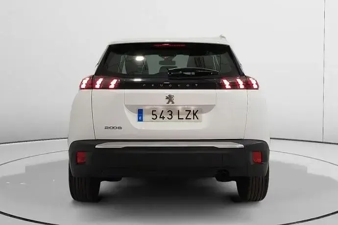 Usado Peugeot 2008 Active 101 CV (74 kW) 2022 SUV
