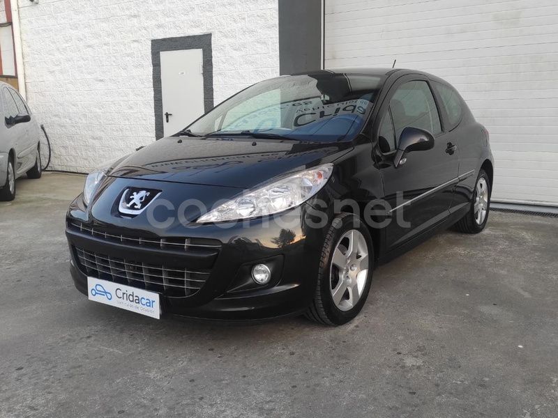 Negro Usado 2012 Peugeot 207 Active Berlina | 6900 € (Precio justo) - Imagen 1/4