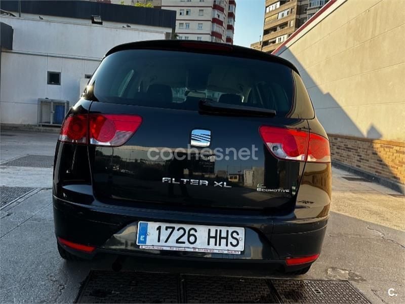 Usado Seat Altea XL Reference 105 CV (77 kW) 2011 Negro Monovolumen