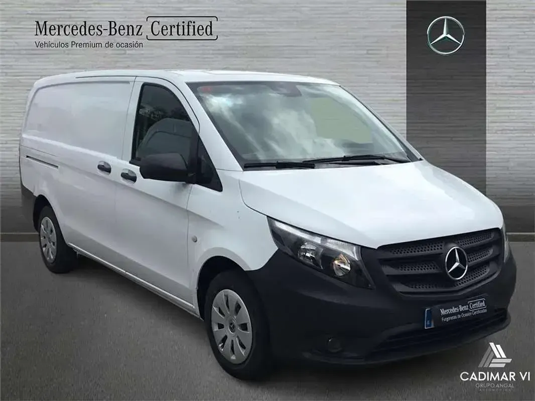 Usado Mercedes Vito 136 CV (100 kW) 2023 Blanco Van