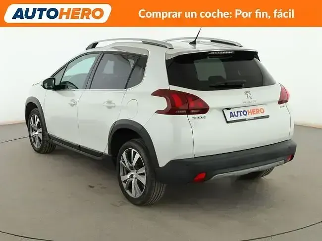 Usado Peugeot 2008 Allure 120 CV (88 kW) 2016 Blanco SUV