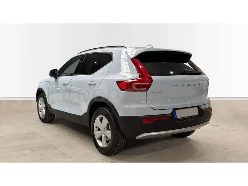 Nuevo Volvo XC40 163 CV (119 kW) 2026 Blanco SUV