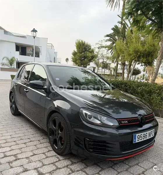 Usado VW Golf VI GTI 210 CV (154 kW) 2010 Gris / plata Berlina