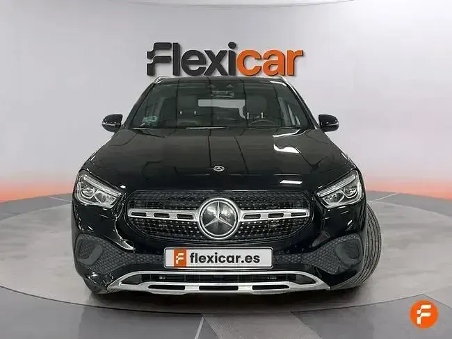 Usado Mercedes GLA180 136 CV (100 kW) 2022 Negro SUV