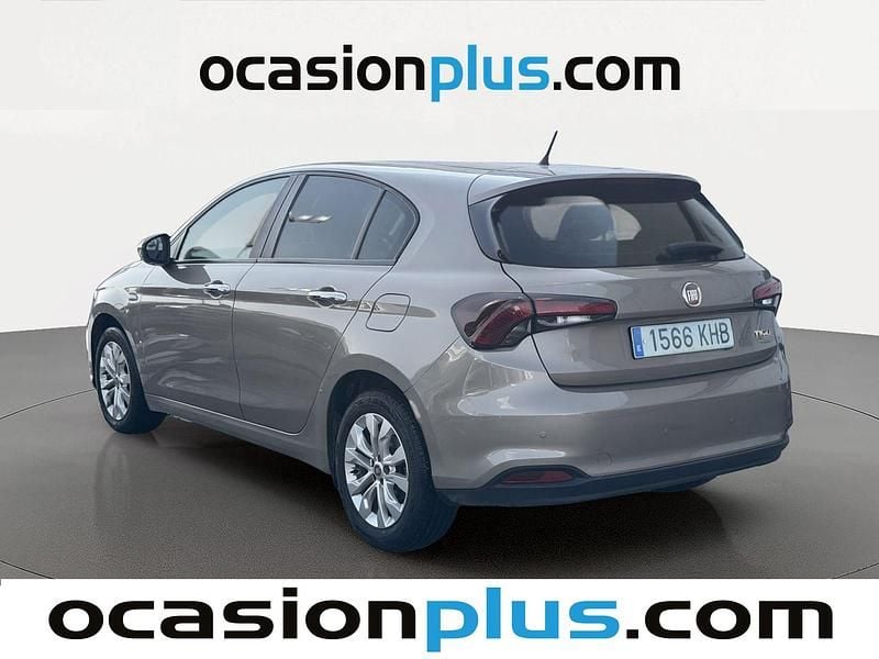 Usado Fiat Tipo Easy 95 CV (69 kW) 2018 Beige Utilitario