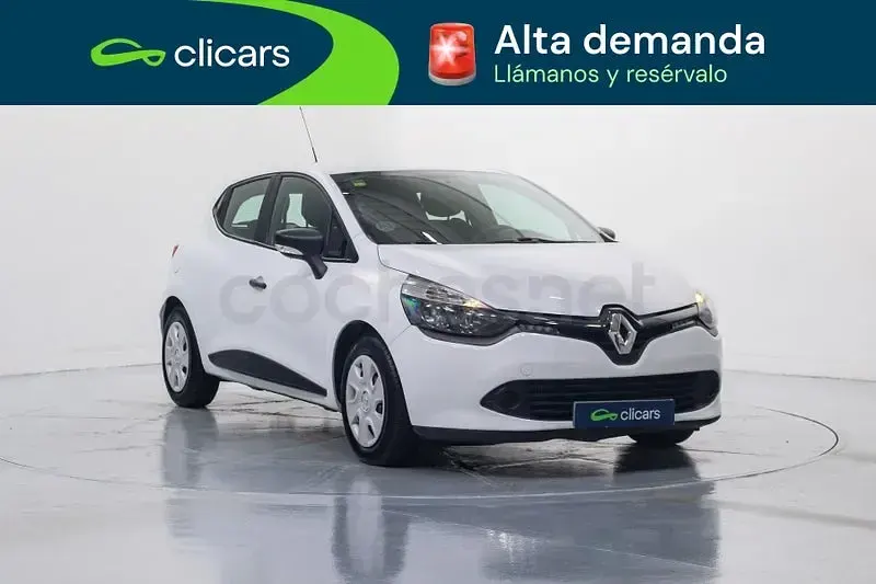 Usado Renault Clio IV Dynamique 90 CV (66 kW) 2015 Blanco Berlina