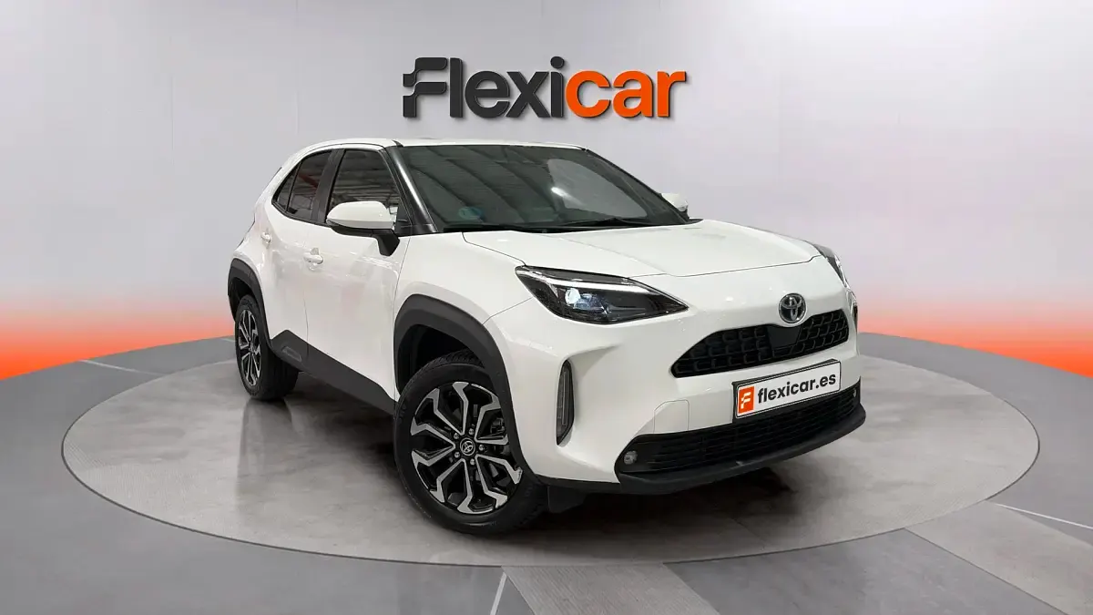Usado Toyota Yaris Hybrid Active 116 CV (85 kW) 2022